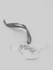 Угольный елочные игрушки