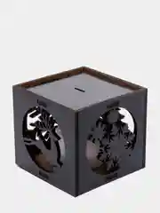 Светильник деревянный