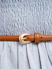 Коричневый женский кожаный ремень ( тонкий / узкий ) с металлической пряжкой
