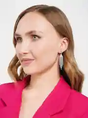 Молочный серьги с кристаллами длинные вечерние