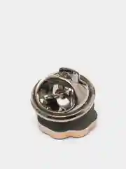 Молочный брошь