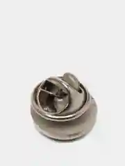 Алый брошь