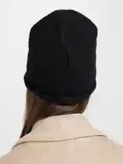 Черный вязаная шапка ВИШНЯ