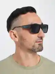 Черный мужские солнцезащитные очки