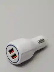 Белый автомобильное зарядное устройство, 2 USB