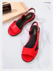 Красный босоножки женские