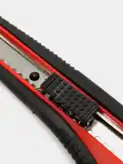Нож с отламывающимся лезвием Top Tools, 18 мм, 17B341