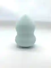 Коричневый спонж для макияжа