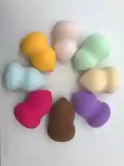 Черный спонж для макияжа