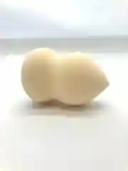 Бежевый спонж в форме тыквы