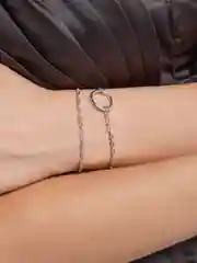 Серый женские Браслеты под серебро