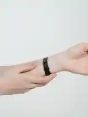 Черный часы женские наручные, на ремешке, с кварцевым механизмом