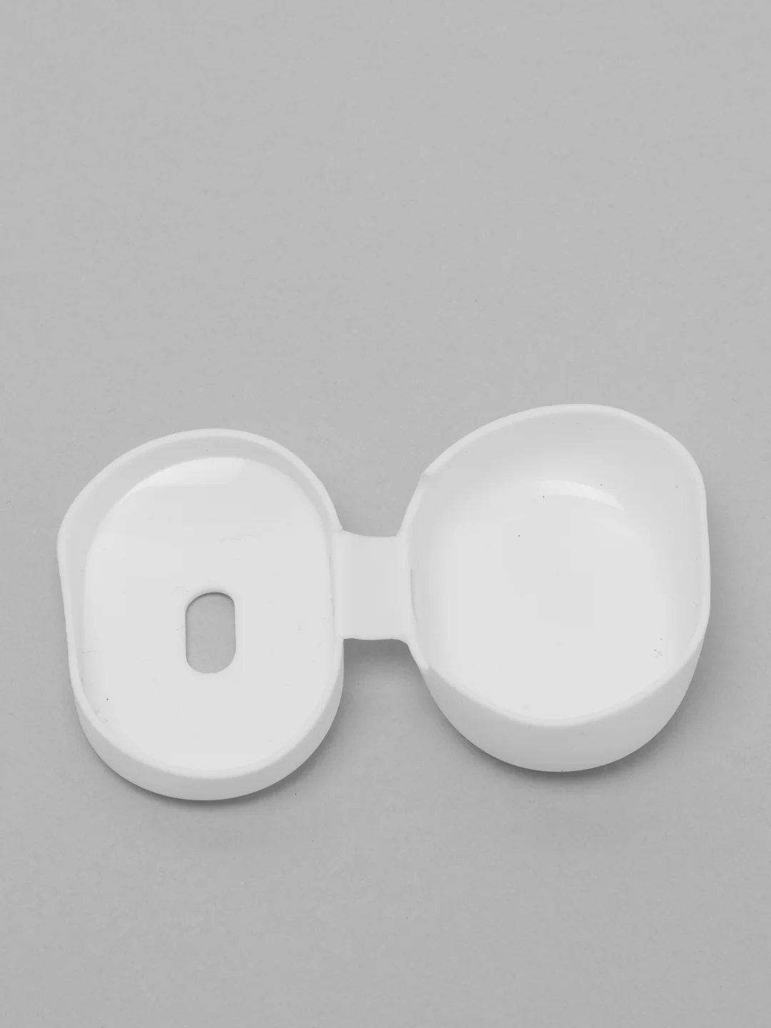 Белый силиконовый чехол для Xiaomi Redmi Airdots / Airdots S / Airdots 2