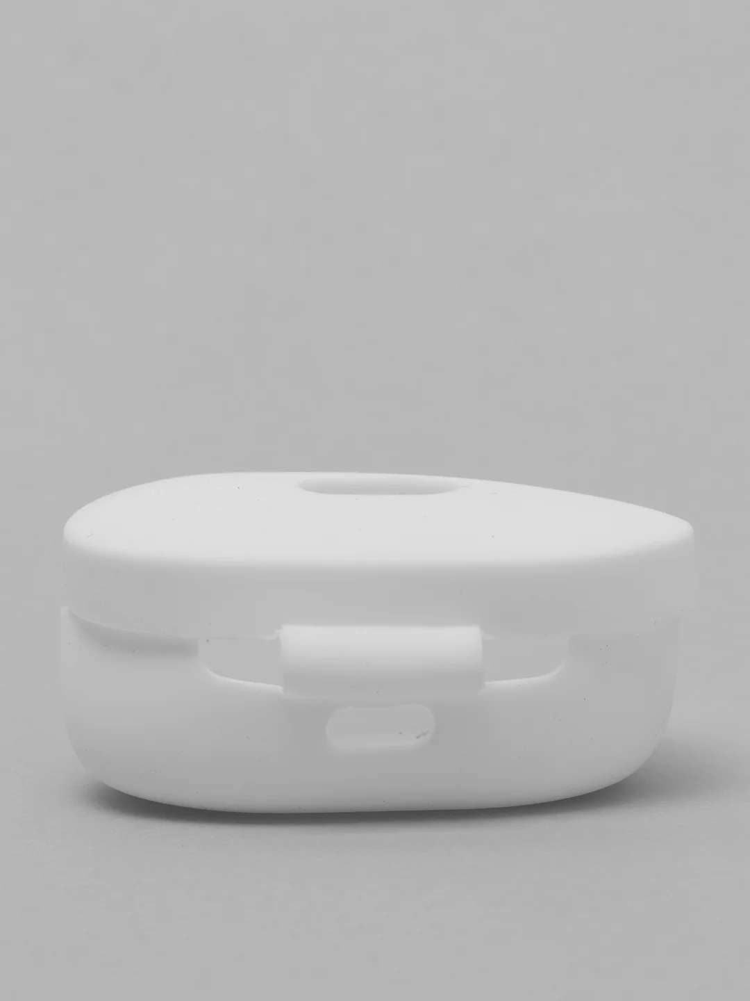 Белый силиконовый чехол для Xiaomi Redmi Airdots / Airdots S / Airdots 2