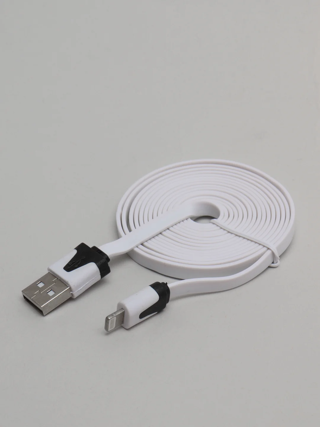 Белый кабель  для iPhone . 2 метра