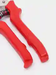 Секатор садовый