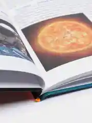 Золотистый хаки энциклопедия для детей "В мире знаний", серия книг, твёрдый переплёт, яркие иллюстрации