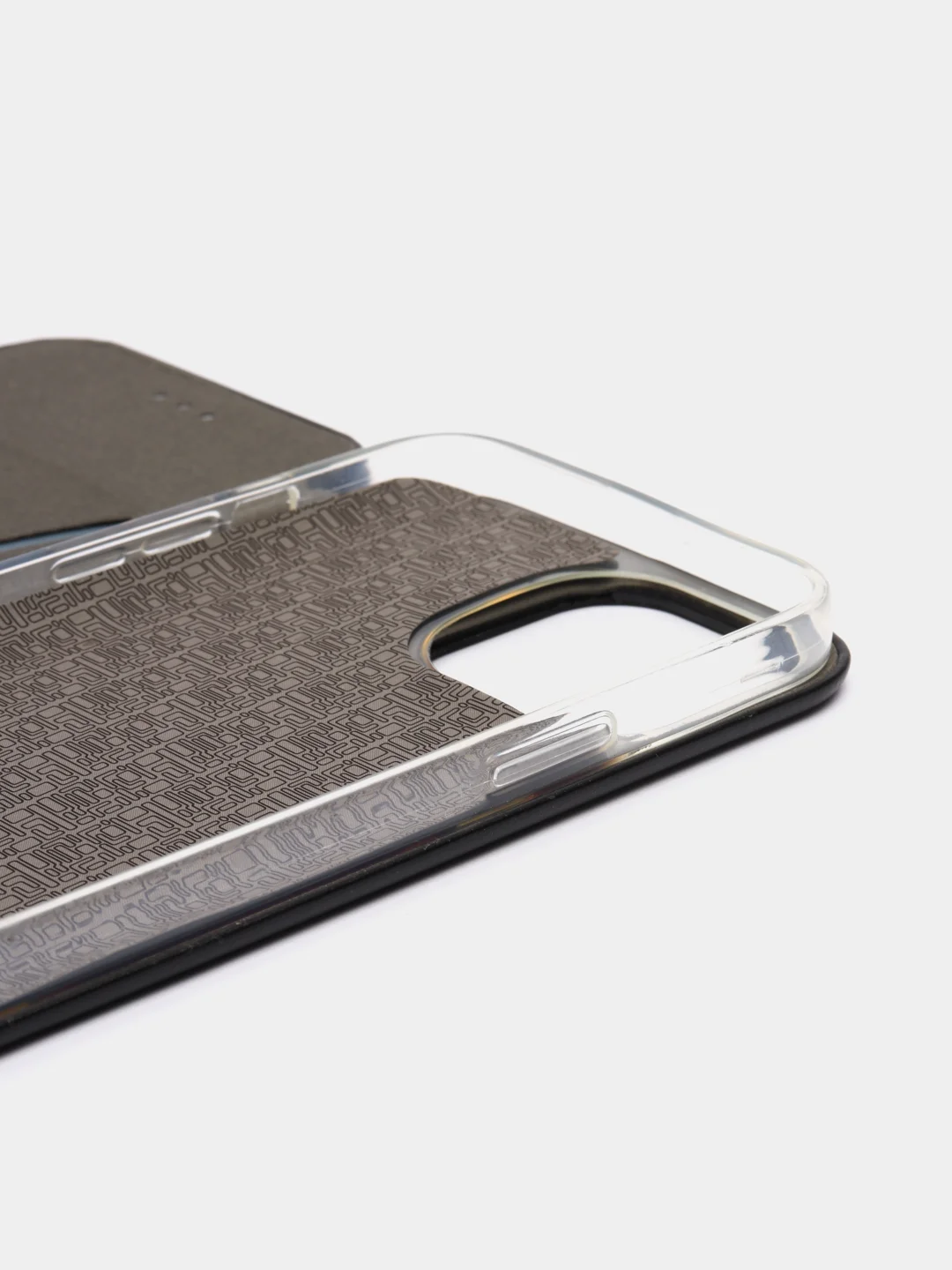 Черный чехол-книжка на iPhone 13 Pro Max