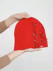 Красный шапка  женская со стразами ЛОСК