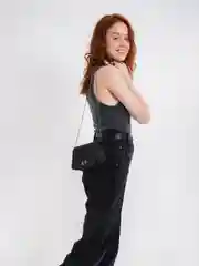 Черный сумка женская через плечо, на цепочке