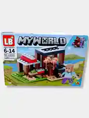 Желтый конструктор "Лагерь у воды" 4в1 My World, 123-128 деталей, 6+