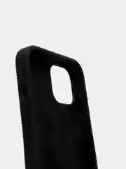 Фуксия чехол Silicone Case для iPhone 13 с закрытым низом