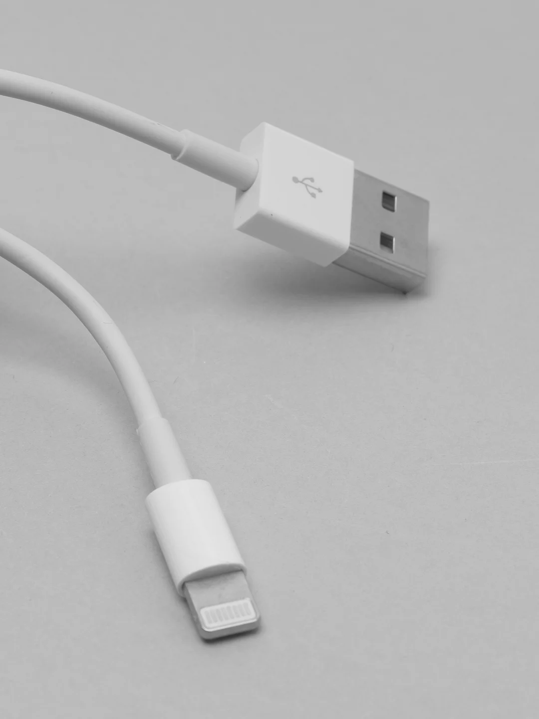 Кабель lightning для зарядки iPhone 7, 8, X, 11, iPad, 1 метр