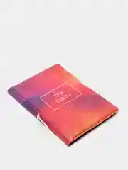 Фиолетовый картхолдер с удерживающей резинкой