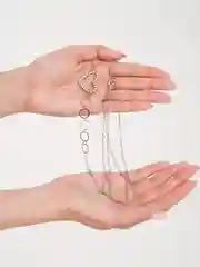 Женская цепочка на талию