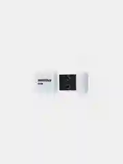 Белый флеш-накопитель USB 64 Гб Smart Buy Lara