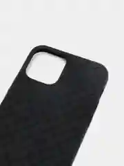Чехол Apple iPhone 11, 11 Pro, 12 mini, 12, 12 Pro, 12 Pro Max плетеный силиконовый