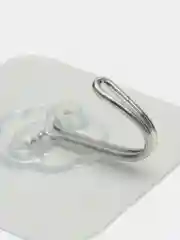 Самоклеящийся крючок