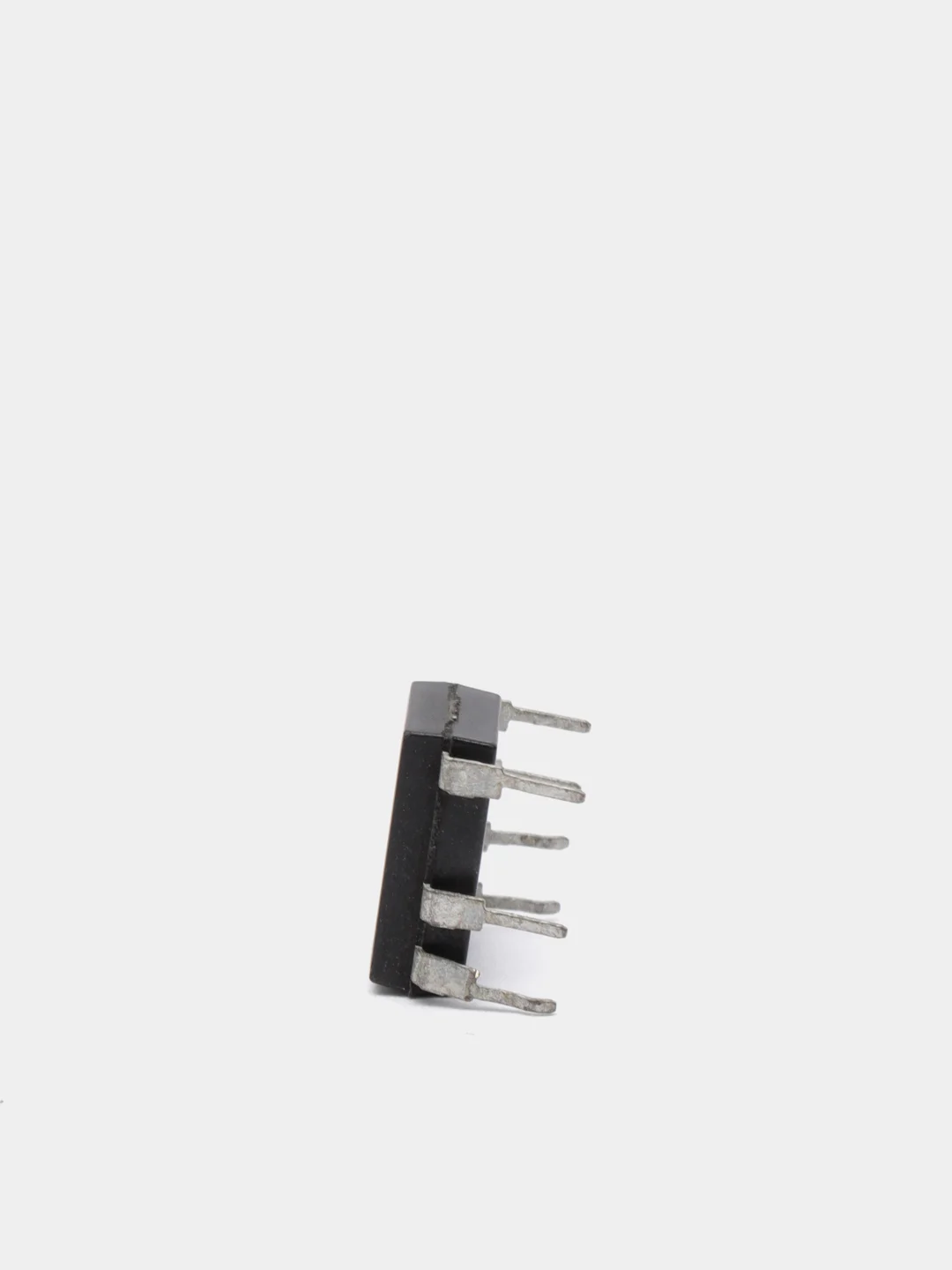 Твердотельное реле AQH2223 DIP-7
