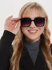 Розовый солнцезащитные очки