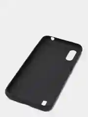 Черный чехол Samsung Galaxy M01