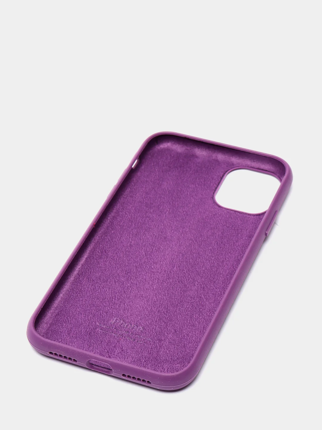 Пурпурный чехол Silicone Case для iPhone 11 с закрытым низом