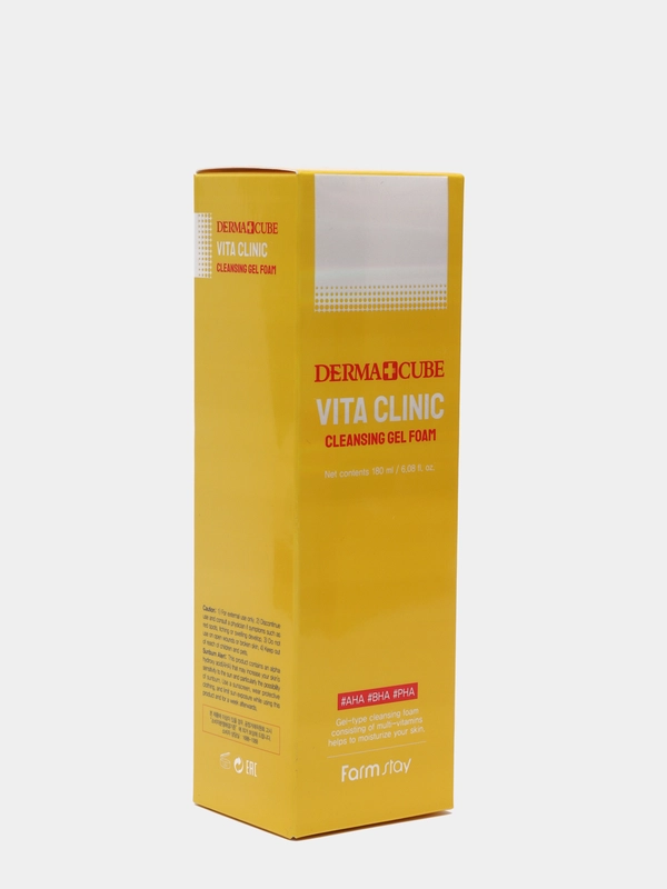 Витаминная пенка для умывания FarmStay "Dermacube Vita Clinic"