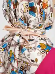 Карамельный платок женский шелковый
