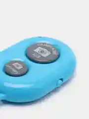 Голубой bluetooth-пульт для штативов и телефонов