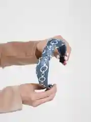 Голубой ободок для волос