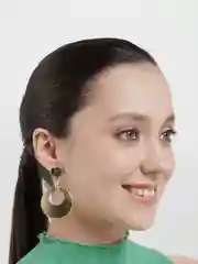 Алый серьги бижутерные, разные виды
