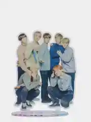 Голубой акриловая 2д фигурка по K-pop группе "BTS"