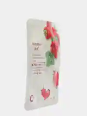 Тканевая маска для лица с экстратом клубники Strawberry Rejuvenating Facial Mask, 30мл