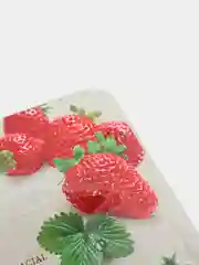 Тканевая маска для лица с экстратом клубники Strawberry Rejuvenating Facial Mask, 30мл