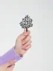 Зеленый брошь "Волшебное дерево"