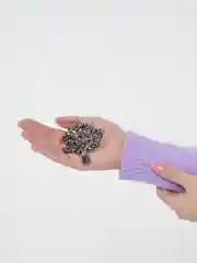 Зеленый брошь "Волшебное дерево"