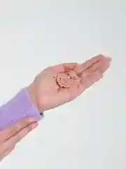 Розовый брошь "Балерина"