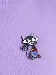 Серый брошь "Кошка"