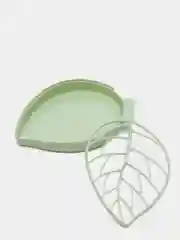 Мыльница пластиковая в форме листочка