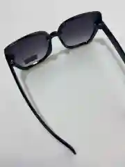 Черный солнцезащитные женские очки